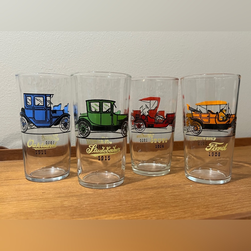 Set of 4 Vintage Hazel Atlas Antique Car Glasses